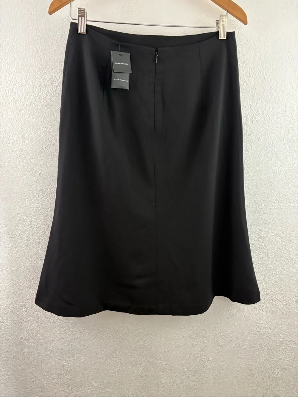 Club Monaco black A-line skirt high-waisted gold tone buttons size 8